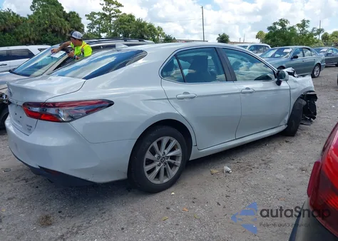 2022 Toyota Camry Le from USA, damaged, VIN 4T1C11AK2NU001811